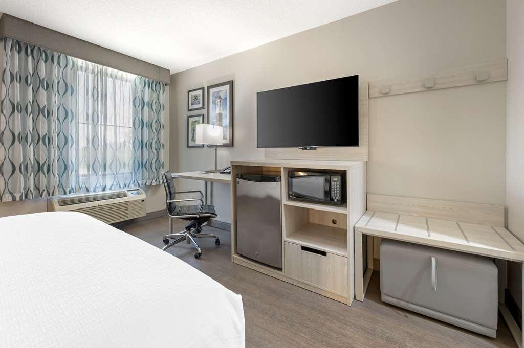 Best Western Plus Lafayette Hotel University Area Pokój zdjęcie